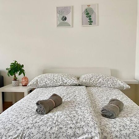 55M2 Stylish Apartment With Netflix - 15 Min To Center Wien Exterior foto